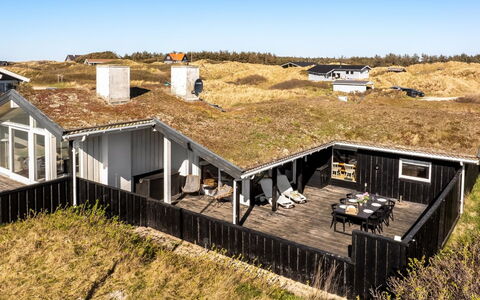 Rutha - 45M from the Sea: Tag, Hjem, Sommerhus, Estate, Veranda, Stuehus, Tømmer, Hytte