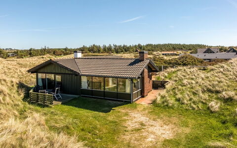Thorid - 200M from the Sea: Tag, Hus, Sommerhus, Hjem, Landdistrikt, Land Lot, Stuehus, Prærie, Hytte