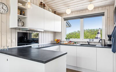 Ejnarine - 300M from the Sea