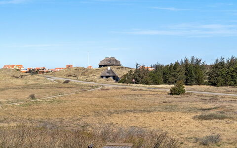 Aline - 1Km from the Sea: Himmel, Økoregion, Landskab, Almindeligt, Land Lot, Steppe, Prærie, Hældning, Hytte, Shrubland