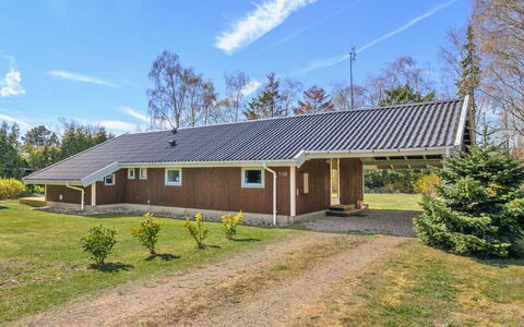 Wegher - 650M from the Sea: Tag, Hus, Land Lot, Hjem, Sommerhus, Estate, Garden Bygninger, Skygge, Bjælkehytte, Landscaping