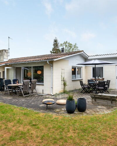 Arnulf - 400M from the Sea