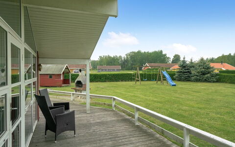 Folke - 250M from the Sea: Plantesamfund, Sollys, Urteagtig Plante, Have, Plantation, Landbrug, Farm
