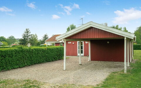 Folke - 250M from the Sea: Tag, Hjem, Sommerhus, Sidespor, Skygge, Stuehus, Estate, Indkørsel, Garden Bygninger, Gård
