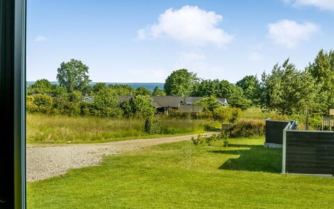 Gojana - 400M from the Sea: Tag, Hjem, Sommerhus, Sidespor, Skygge, Stuehus, Estate, Indkørsel, Garden Bygninger, Gård