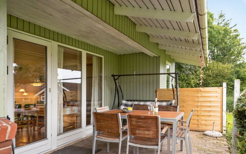 Ingebore - 350M from the Sea: Tag, Hus, Land Lot, Hjem, Sommerhus, Estate, Garden Bygninger, Skygge, Bjælkehytte, Landscaping