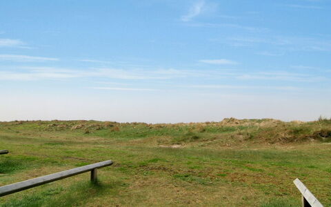 Raimo - 50M from the Sea: Himmel, Græs, Grøn, Naturligt Miljø, Græs-, Økoregion, Horisont, Almindeligt, Steppe, Land Lot