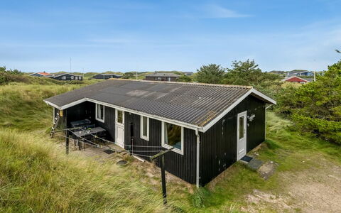 Senta - 200M from the Sea: Busk, Urban Design, Bunddække, Mursten, Lejlighed, Estate, Murværk, Altan, Landscaping