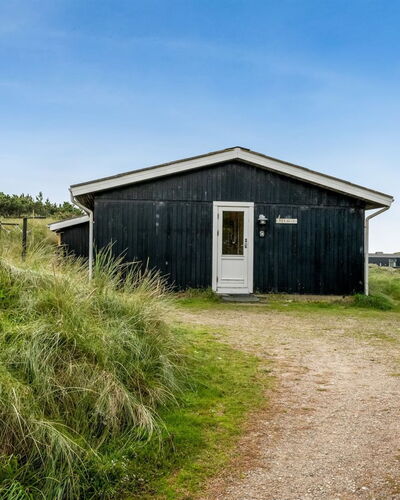 Senta - 200M from the Sea