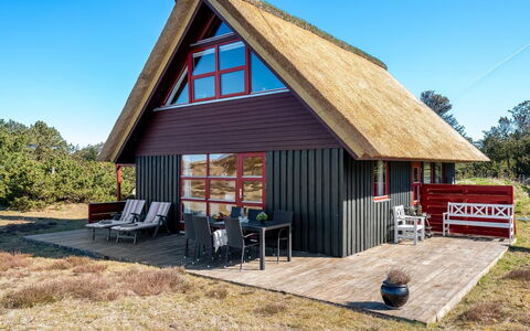 Larsen - 900M from the Sea: Sommerhus, Tækning, Hytte, Bjælkehytte, Skur, Eco Hotel, Hytte, Stuehus, Garden Bygninger, Planke