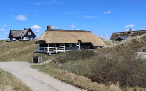 Telia - 250M from the Sea: Tækning, Sommerhus, Hytte, Hældning, Landsby, Prærie, Steppe, Ranch, Hytte