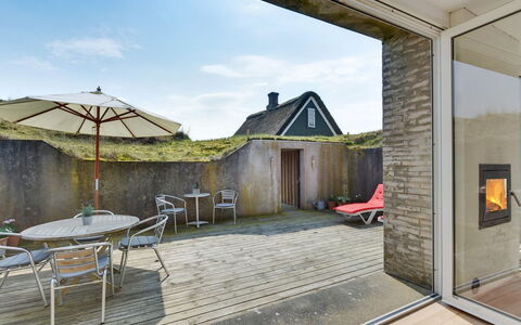 Dordi - 300M from the Sea: Svømmepøl, Udendørs Møbler, Møbel, Udvej, Flise, Eco Hotel, Skygge, Stol, Fritid, Estate