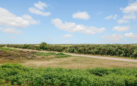 Fotij - 2.3Km from the Sea: Himmel, Daytime, Sky, Grøn, Græs, Naturligt Miljø, Vegetationen, Økoregion, Græs-
