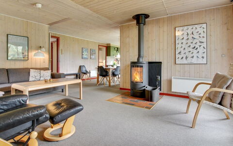 Straale - 1.4Km from the Sea: Sommerhus, Skur, Hytte, Stuehus, Prærie, Hytte, Lade, Bjælkehytte, Garden Bygninger