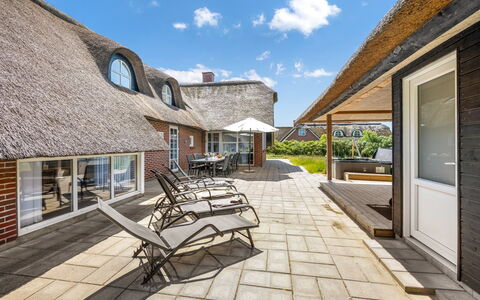 Vangel - 500M from the Sea: Tag, Land Lot, Sommerhus, Hjem, Landdistrikt, Skur, Sidespor, Garden Bygninger, Bjælkehytte, Hytte