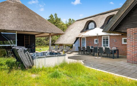 Vangel - 500M from the Sea: Tag, Land Lot, Sommerhus, Hjem, Landdistrikt, Skur, Sidespor, Garden Bygninger, Bjælkehytte, Hytte
