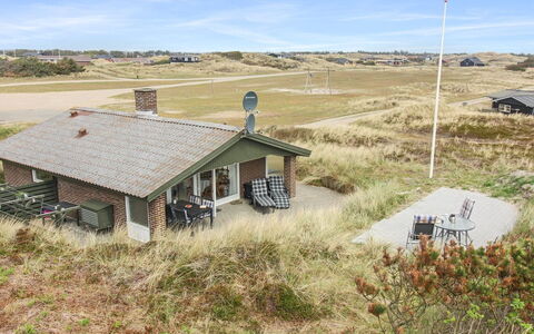 Laurens - from the Sea: Træ, Tag, Arkitektur, Hjem, Hus, Sommerhus, Sidespor, Hårdttræ, Hældning, Estate
