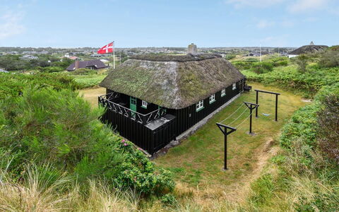 Annika - from the Sea: Sommerhus, Skur, Hytte, Stuehus, Prærie, Hytte, Lade, Bjælkehytte, Garden Bygninger