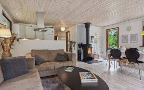 Marta - 1.5Km from the Sea: Hus, Tag, Hjem, Sommerhus, Skur, Garden Bygninger, Sidespor, Gård, Bjælkehytte, Hytte