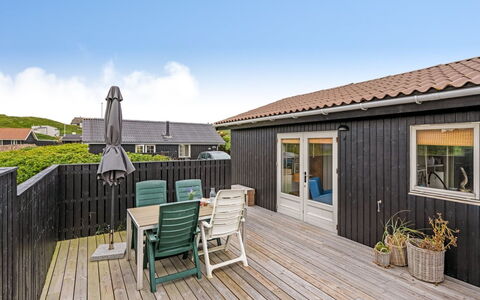 Köbes - 200M from the Sea: Lejlighed, Skygge, Altan, Stol, Hegn, Udendørs Møbler, Aluminium, Kunstgræs
