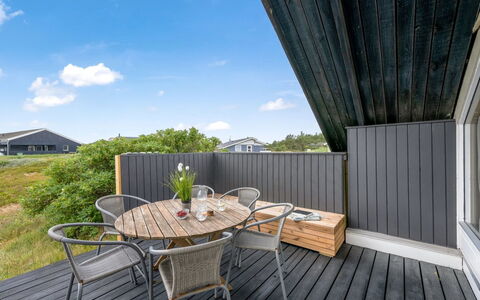 Hildegart - from the Sea: Plantesamfund, Sollys, Urteagtig Plante, Have, Plantation, Landbrug, Farm