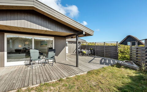 Aiske - from the Sea: Tag, Land Lot, Sommerhus, Hjem, Landdistrikt, Skur, Sidespor, Garden Bygninger, Bjælkehytte, Hytte