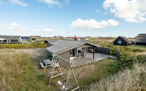 Aiske - from the Sea: Tag, Land Lot, Sommerhus, Hjem, Landdistrikt, Skur, Sidespor, Garden Bygninger, Bjælkehytte, Hytte