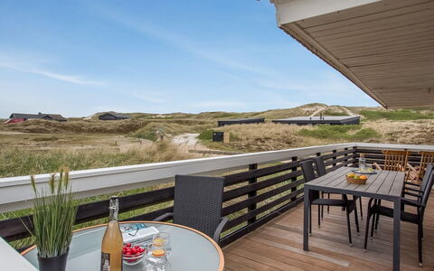 Ozeana - from the Sea: Busk, Urban Design, Bunddække, Mursten, Lejlighed, Estate, Murværk, Altan, Landscaping