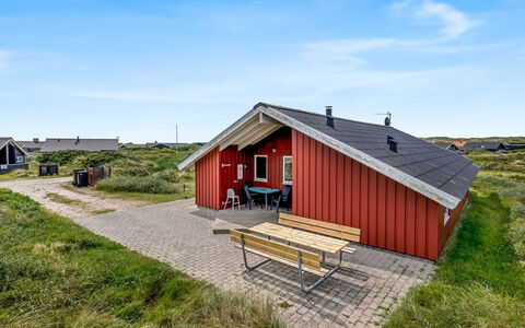 Tuure - from the Sea: Sommerhus, Skur, Hytte, Stuehus, Prærie, Hytte, Lade, Bjælkehytte, Garden Bygninger