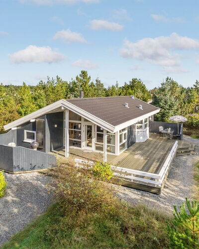 Alethe - 1Km from the Sea