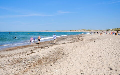 Gerlis - 75M from the Sea: Træ, Hus, Sommerhus, Hjem, Tag, Landdistrikt, Sidespor, Bjælkehytte, Garden Bygninger, Hårdttræ