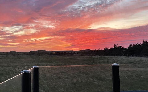 Carelle - 300M from the Sea: Himmel, Afterglow, Horisont, Solnedgang, Skumring, Sky, Red Sky At Morning, Solopgang, Aften, Økoregion