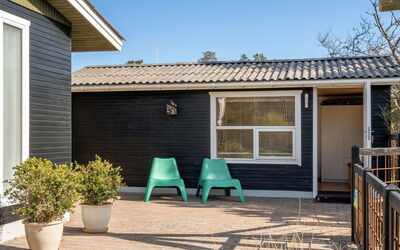 Ingebritt - 1.5Km from the Sea