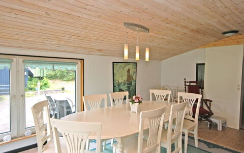 Tajo - 1Km from the Sea: Svømmepøl, Udendørs Møbler, Møbel, Udvej, Flise, Eco Hotel, Skygge, Stol, Fritid, Estate