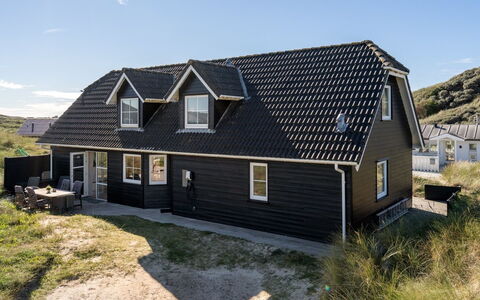 Maren - 150M from the Sea: Plantesamfund, Sollys, Urteagtig Plante, Have, Plantation, Landbrug, Farm