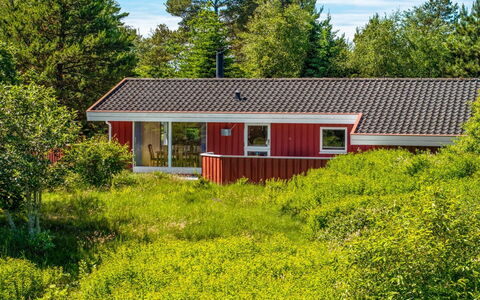 Anneke - 2Km from the Sea: Hus, Busk, Tag, Sommerhus, Hjem, Bunddække, Stuehus, Garden Bygninger, Estate, Have