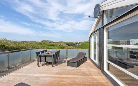 Swerting - 230M from the Sea: Hjem, Sommerhus, Veranda, Sidespor, Stuehus, Udendørs Struktur
