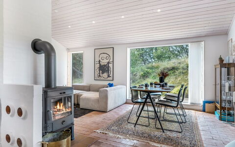 Kadife - 750M from the Sea: Møbel, Gulvbelægning, Indretning, Træ, Etage, Stue, Loft, Couch, Trægulve, Husholdningsapparat