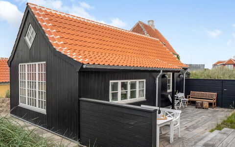 Armina - 75M from the Sea: Tag, Sommerhus, Hjem, Sidespor, Planke, Hårdttræ, Skur, Skygge, Design