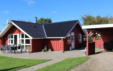 Thorgot - 400M from the Sea: Busk, Urban Design, Bunddække, Mursten, Lejlighed, Estate, Murværk, Altan, Landscaping