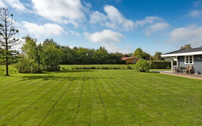 Rosabella - 600M from the Sea