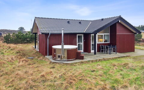 Tiane - 800M from the Sea: Sommerhus, Skur, Hytte, Stuehus, Prærie, Hytte, Lade, Bjælkehytte, Garden Bygninger