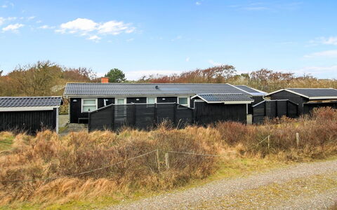 Aatos - 500M from the Sea: Plantesamfund, Sollys, Urteagtig Plante, Have, Plantation, Landbrug, Farm