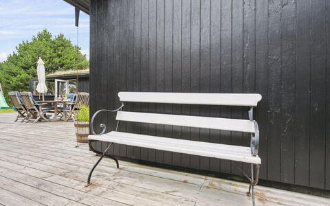 Elin - 3Km from the Sea: Tag, Land Lot, Sommerhus, Hjem, Landdistrikt, Skur, Sidespor, Garden Bygninger, Bjælkehytte, Hytte