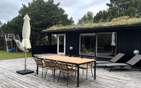 Elin - 3Km from the Sea: Tag, Land Lot, Sommerhus, Hjem, Landdistrikt, Skur, Sidespor, Garden Bygninger, Bjælkehytte, Hytte