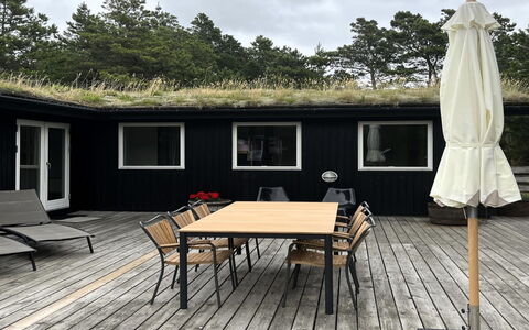 Elin - 3Km from the Sea: Tag, Land Lot, Sommerhus, Hjem, Landdistrikt, Skur, Sidespor, Garden Bygninger, Bjælkehytte, Hytte