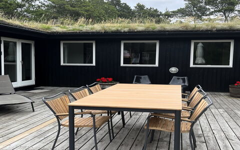 Elin - 3Km from the Sea: Tag, Land Lot, Sommerhus, Hjem, Landdistrikt, Skur, Sidespor, Garden Bygninger, Bjælkehytte, Hytte