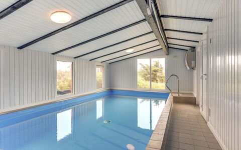 Mogens - from the Sea: Svømmepøl, Etage, Kompositmateriale, Loft, Skygge, Design, Hårdttræ, Udvej, Hotel, Dagslys