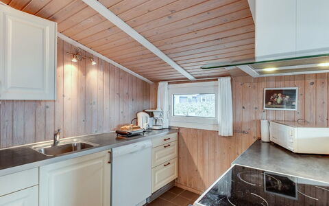 Mogens - from the Sea: Træ, Hjem, Sanitærarmatur, Loft, Countertop, Bejdse, Hårdttræ, Køkken, Tap, Håndvask
