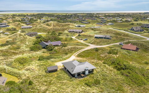 Iken - 500M from the Sea: Himmel, Blå, Daytime, Naturligt Miljø, Sky, Horisont, Strand, Sand, Økoregion, Cumulus